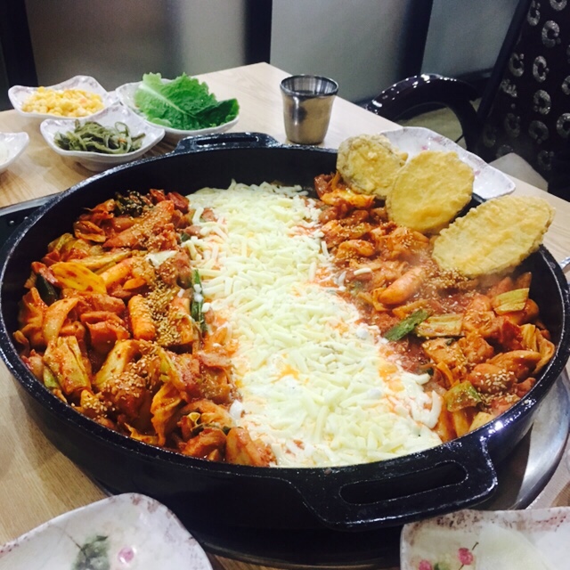 홍춘천치즈닭갈비광양 이미지