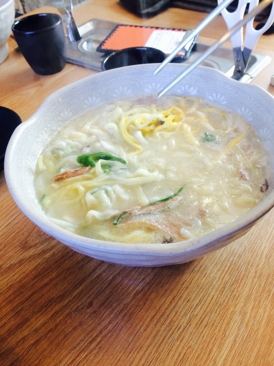 먹보칼국수 이미지