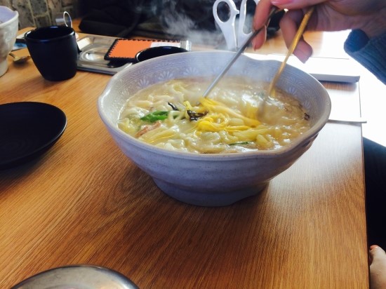 먹보칼국수 이미지