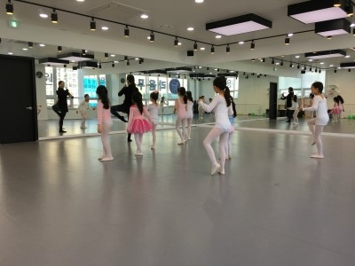 라움발레무용학원 이미지