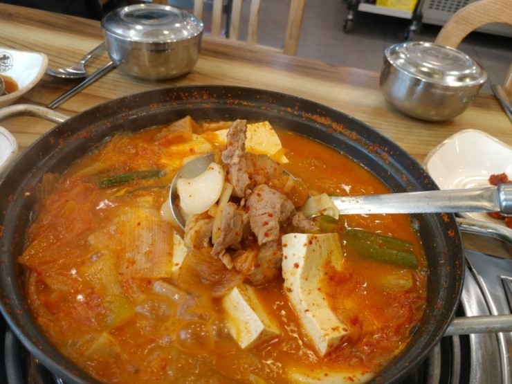 돈가네옛날김치돼지찌개 이미지