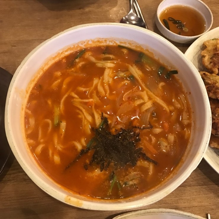 굴이좋은세상 이미지