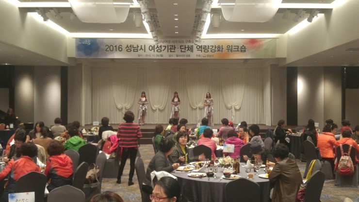 카리스엔터테인먼트 이미지