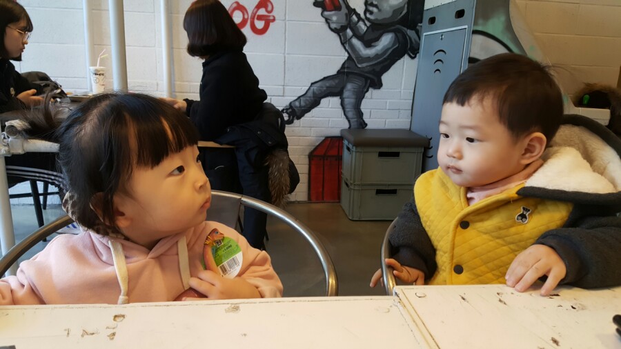 헌치스핫도그 이미지