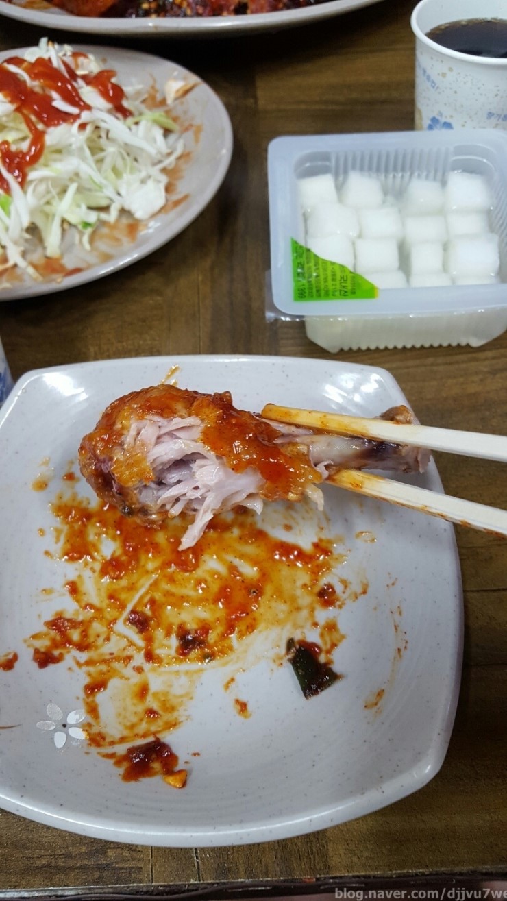 칠리칠리양념통닭 이미지