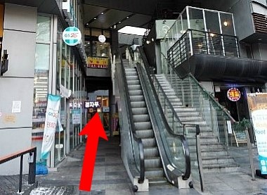 색갈은짙은갈색 이미지