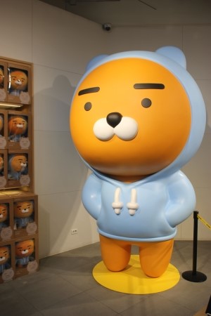 카카오프랜즈2층카페 이미지