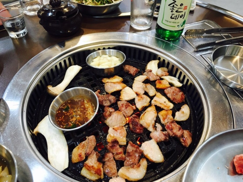 돈김해숯불뒷고기 이미지