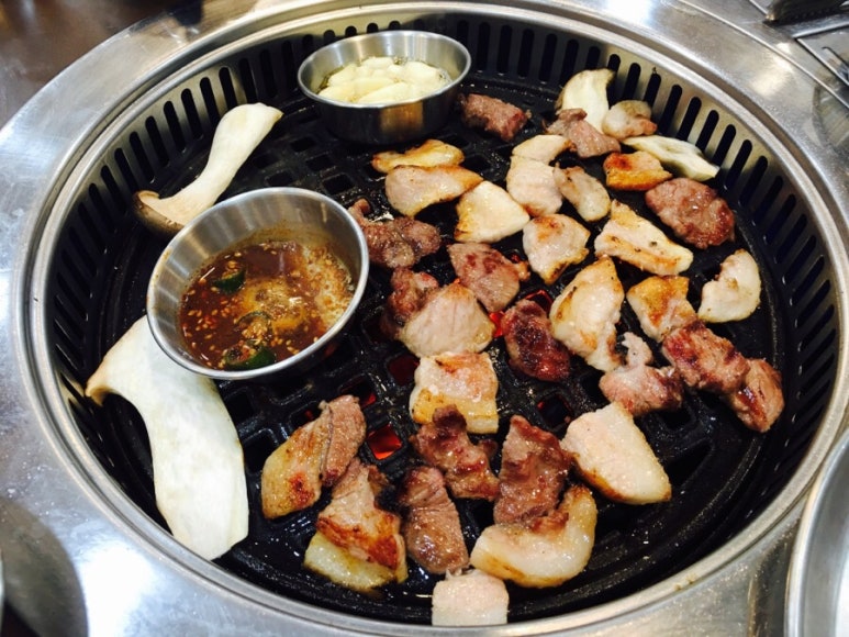 돈김해숯불뒷고기 이미지