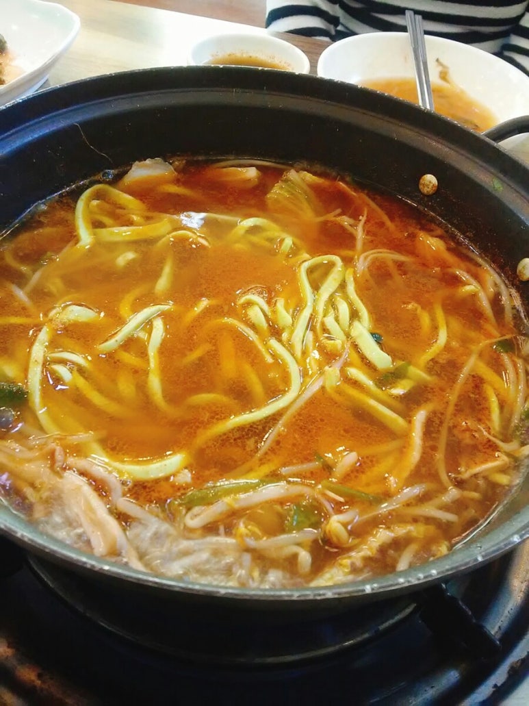 밀밭손칼국수 이미지