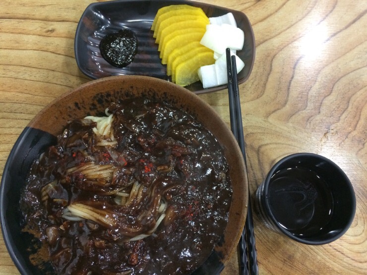 떴다왕손짜장 이미지