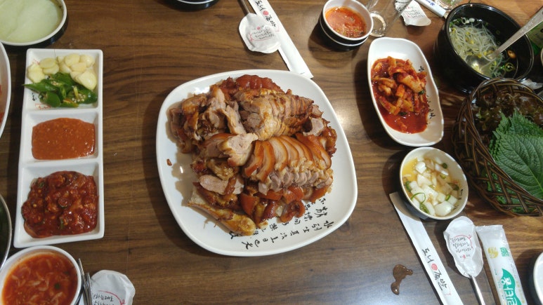 도니도니족발 이미지