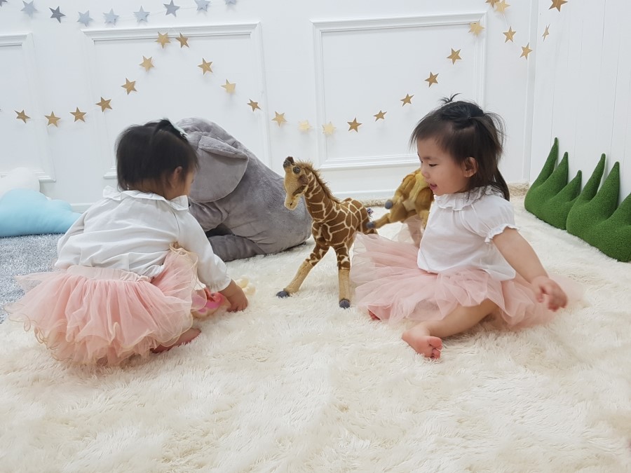 여니스튜디오 이미지