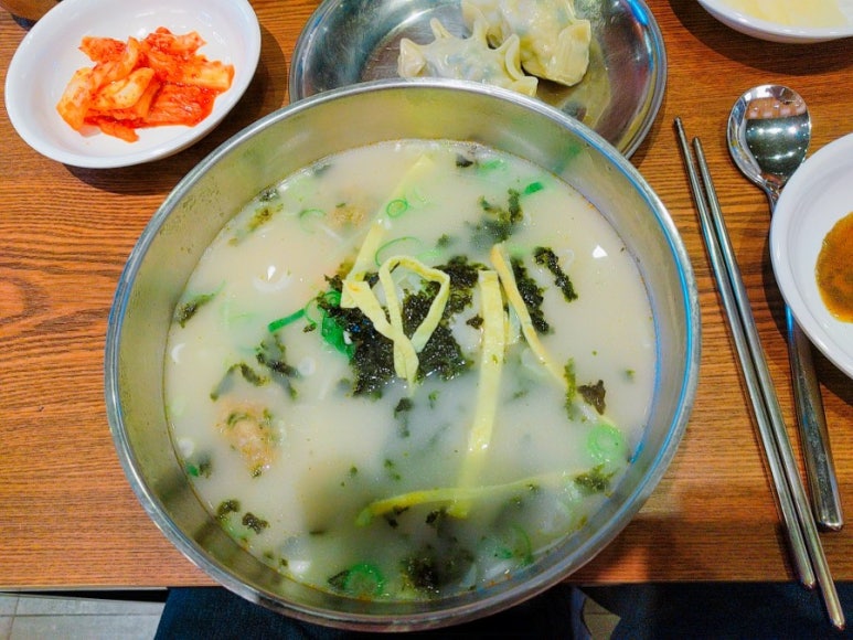 북촌손만두메가마트 이미지