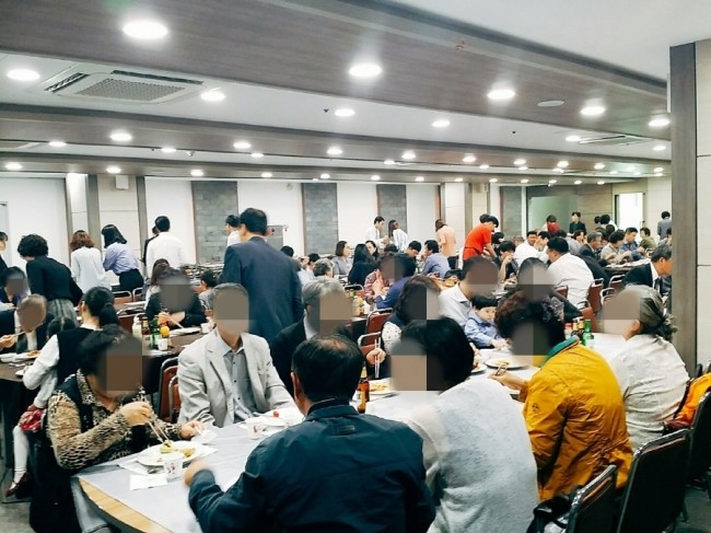 행복한부페 이미지
