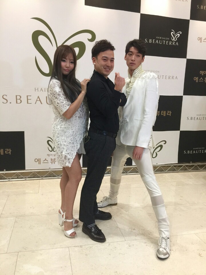 엔플럼 이미지