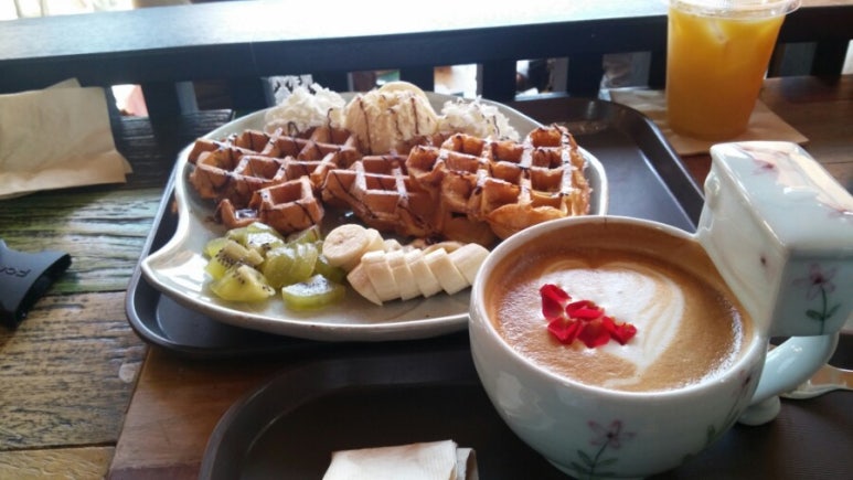 카페비비&와플 이미지