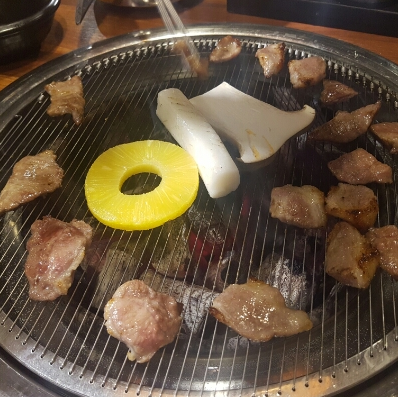 이동근선산뒷고기 이미지