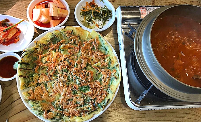 상마리어탕국수 이미지