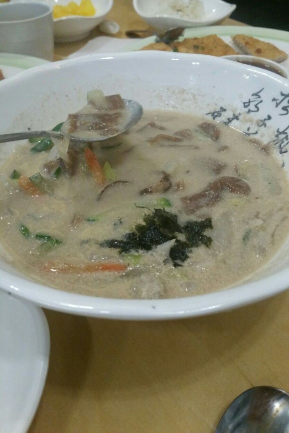 펜타포트국수나무 이미지