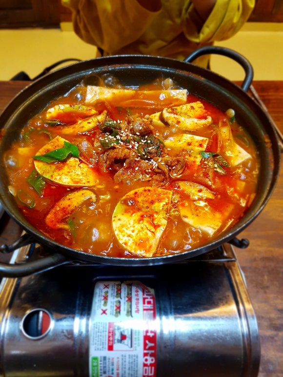 네모반듯두부나라 이미지