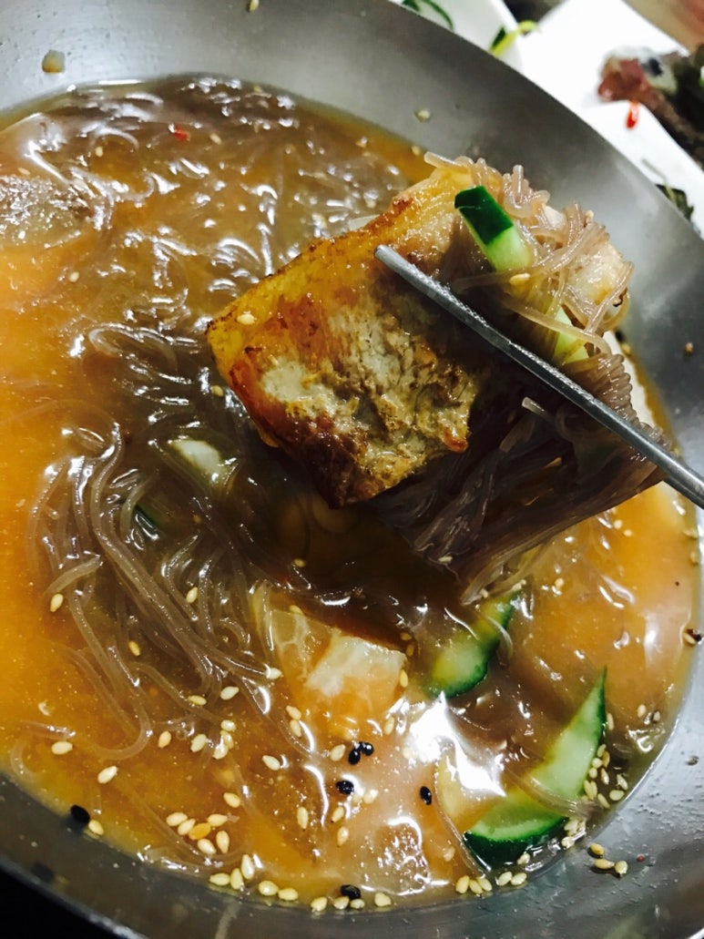 청솔로스 이미지