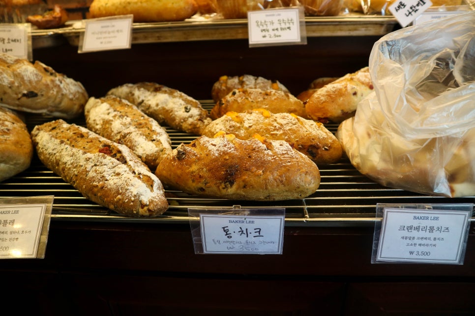 베이커 리(Baker Lee) 이미지