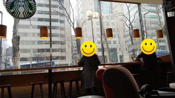 스타벅스큰길타워점 이미지