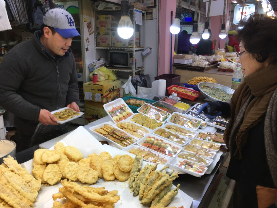 월드튀김김밥 이미지