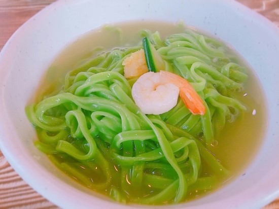 산아래보쌈，칼국수 이미지