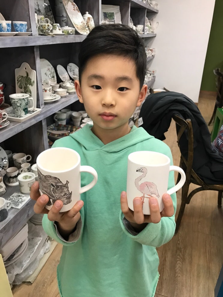 민준그릇 이미지