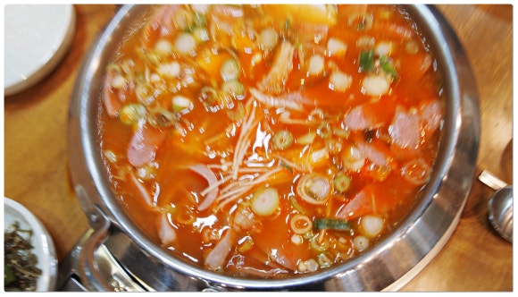 할매보쌈부대찌개 이미지