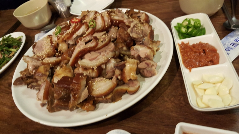 당일왕족발 이미지