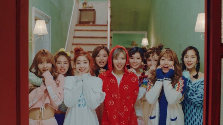 낙낙(Knock Knock) 이미지