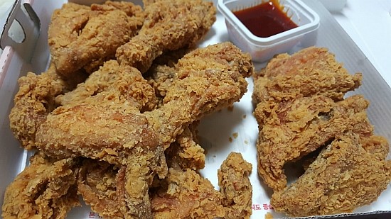 네네후라이드치킨 이미지