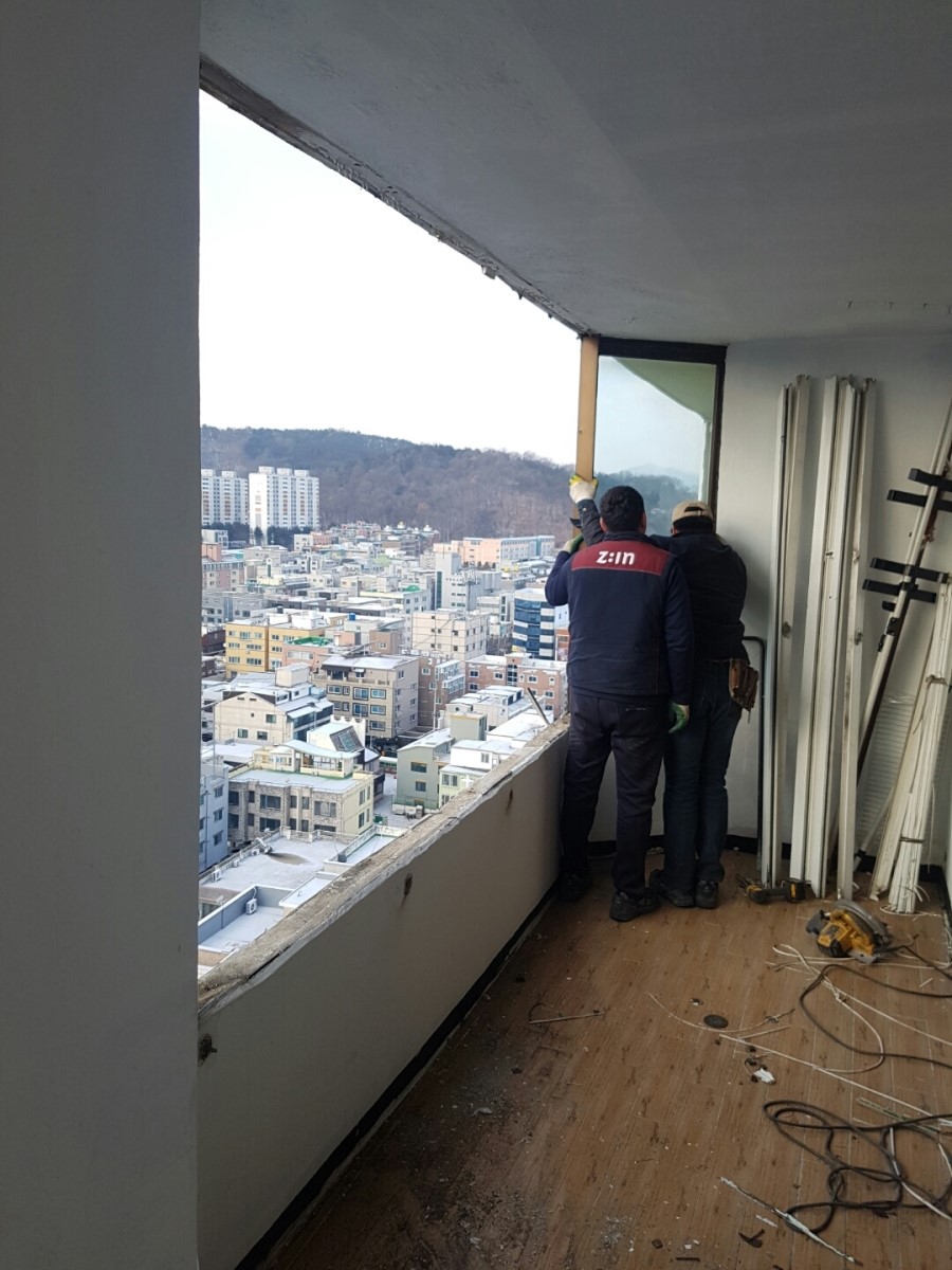 동산유리샷시 이미지