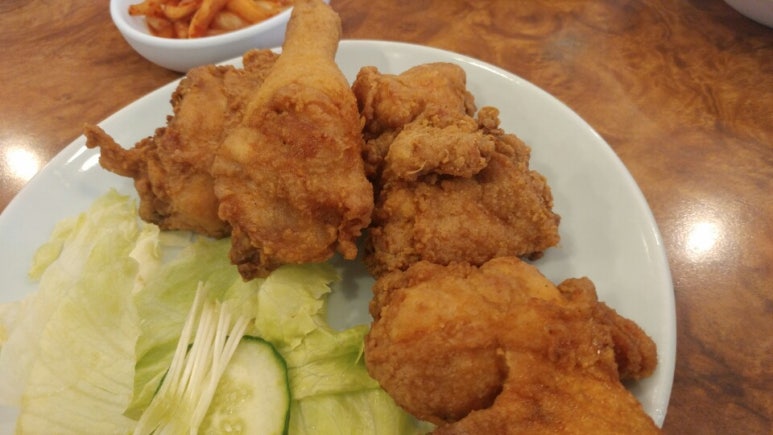 유명닭집 이미지