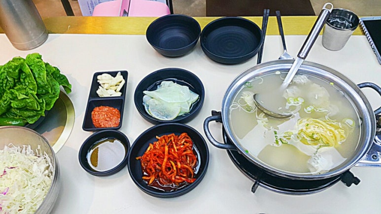 만족오향족발 이미지