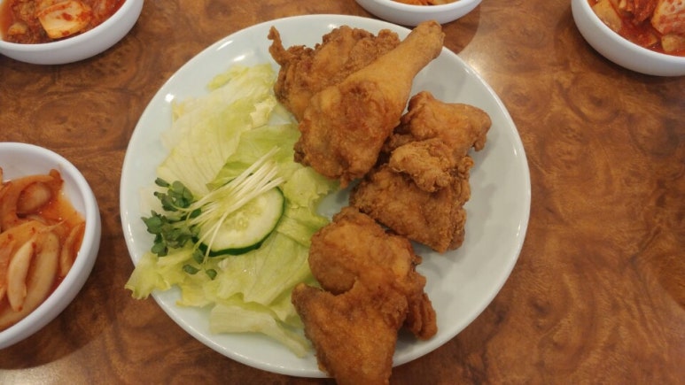 유명닭집 이미지