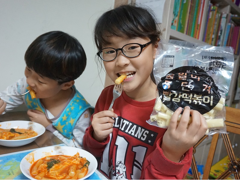 쭝일아찌 빨강떡볶이 이미지