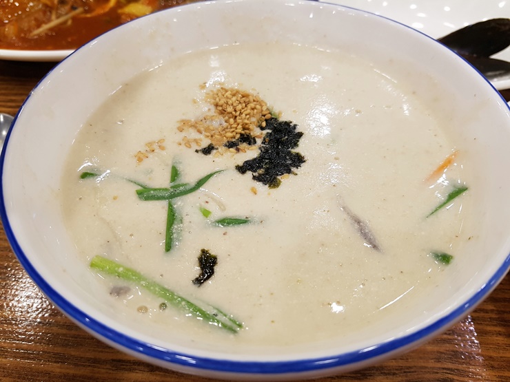 시골들깨칼국수 이미지
