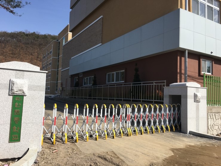 지한초등학교 이미지