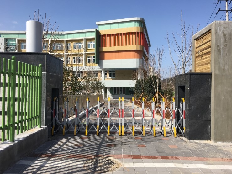 지한초등학교 이미지