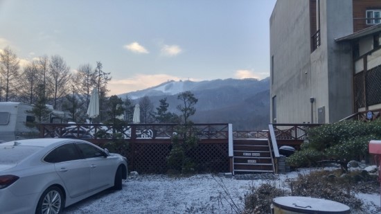 하늘이닿은집 이미지