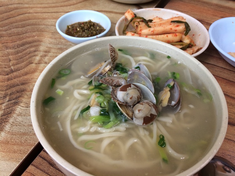 비봉손칼국수 이미지