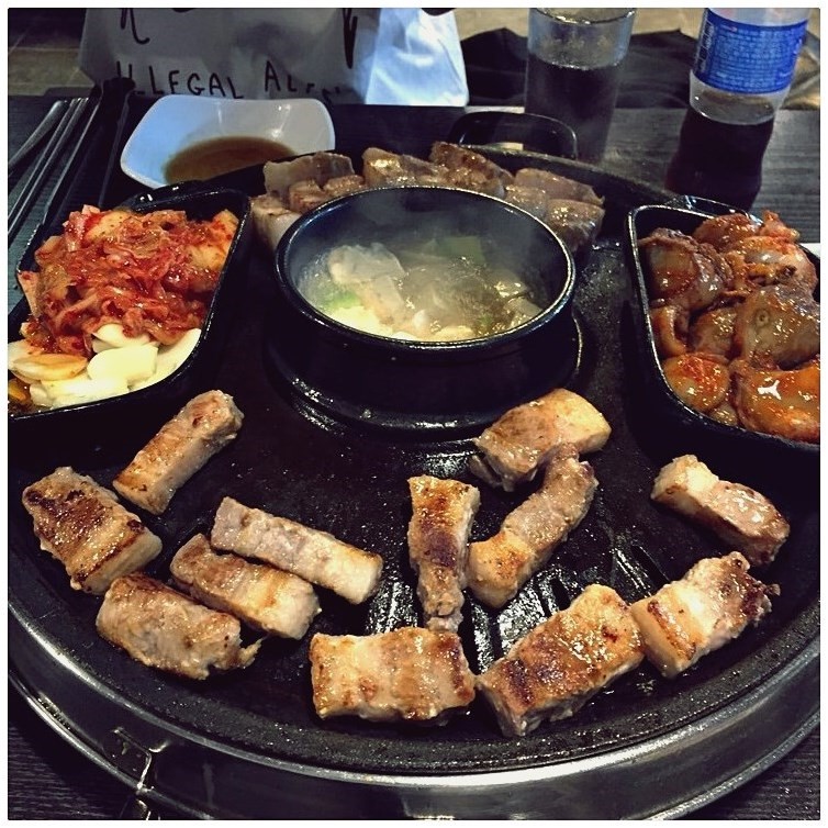 썸타는삼겹살 이미지