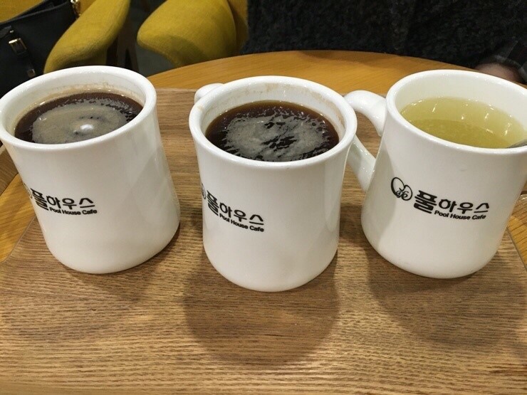 풀하우스카페 이미지