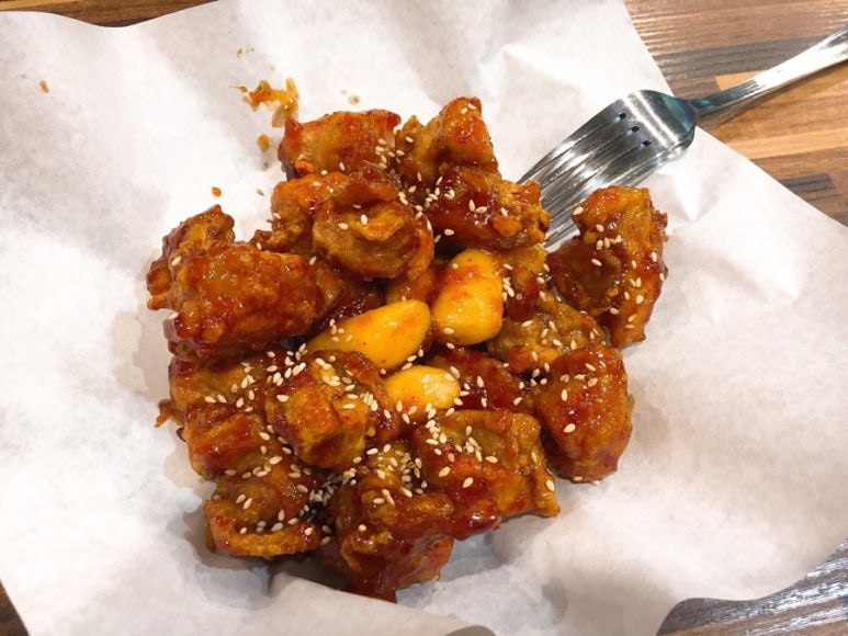 이삼치킨 이미지