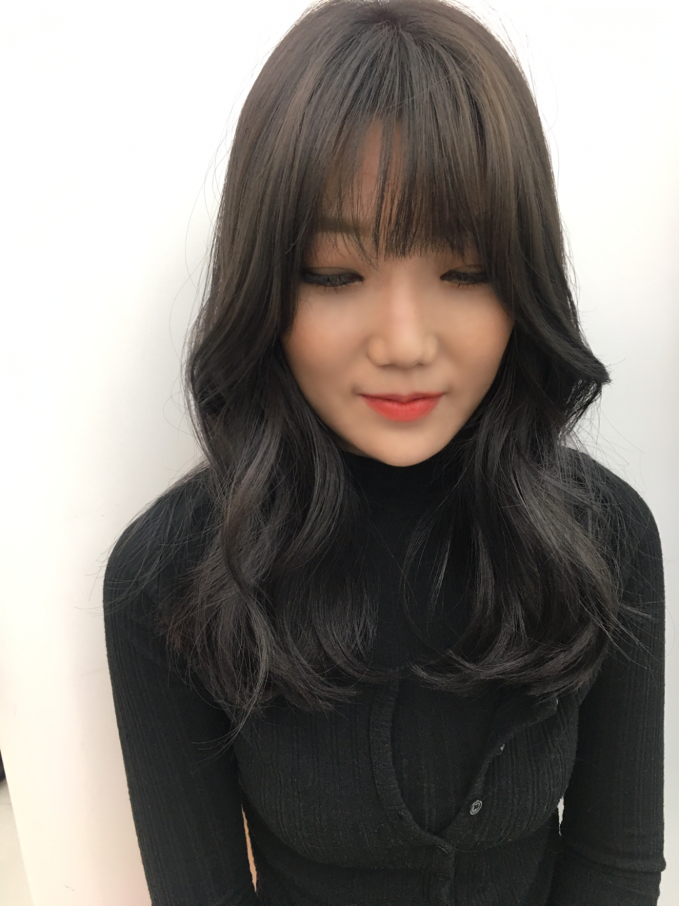 애쉬그레이 이미지