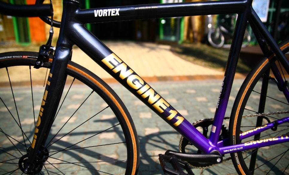 엔진11 볼텍스 2017 리뷰(ENGINE 11 VORTEX, 프레임) 네이버 블로그